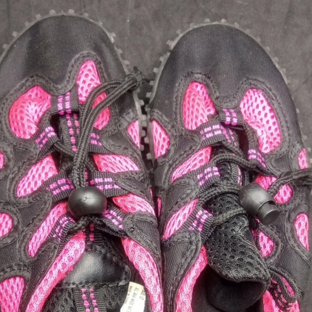 Ladies Size 7 Pink and Black Water Shoes with Rugged Sole and Breathable Mesh